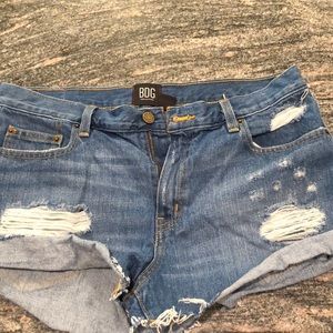 Ripped boyfriend shorts